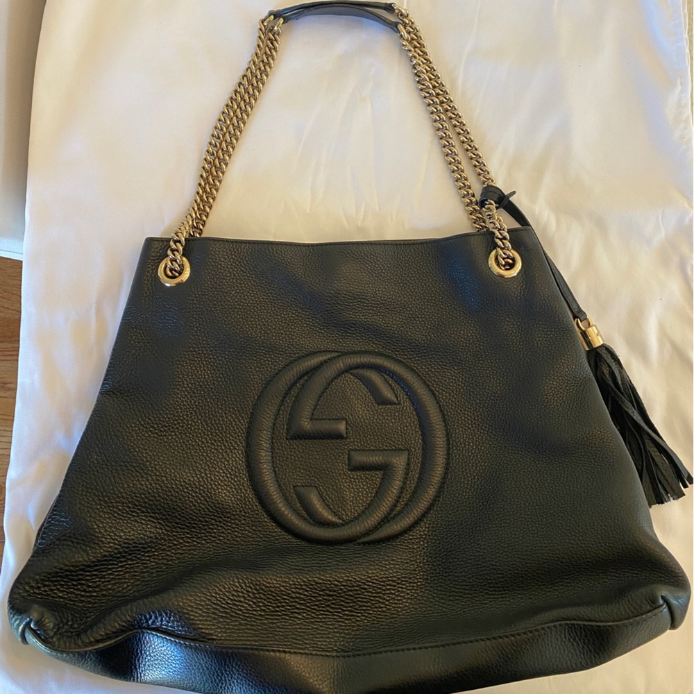 GUCCI Soho Black Large shoulder bag with chain